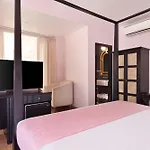 Mademoiselle Boutique Resort And Cafe
