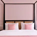Mademoiselle Boutique Resort And Cafe