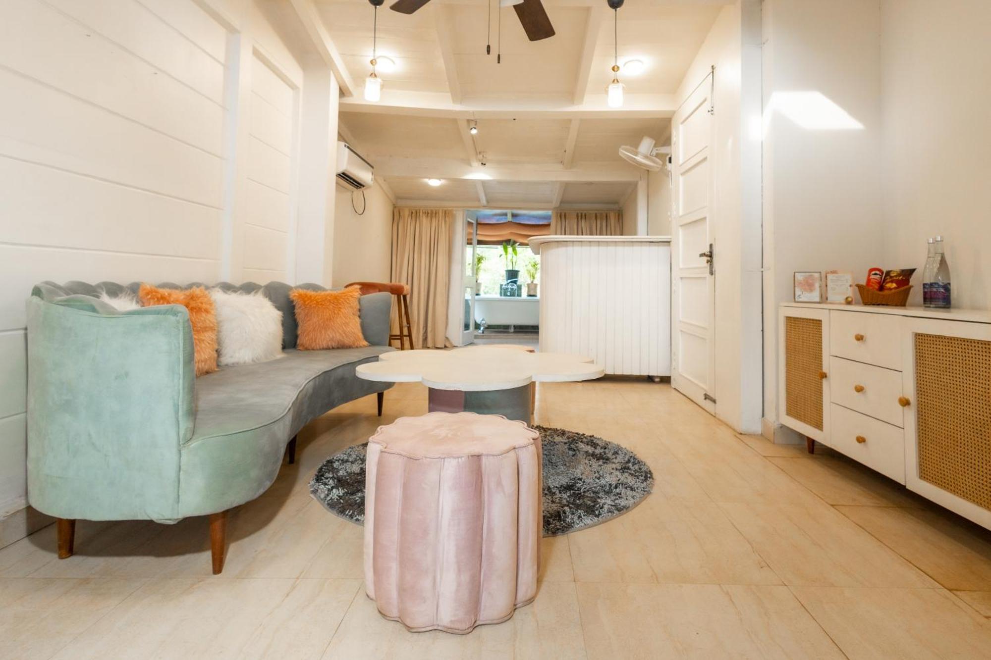 Hotel Mademoiselle Boutique And Cafe